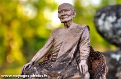 statue bonze