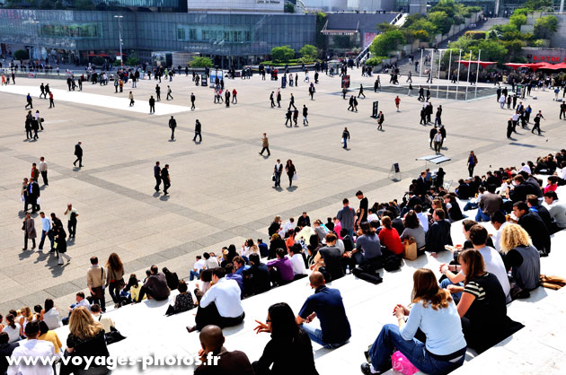 Parvis de la Défense