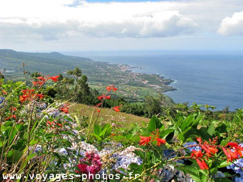 Aores - paysage de bord de mer