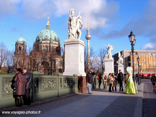 Berliner Dom -  The Charles Bridge