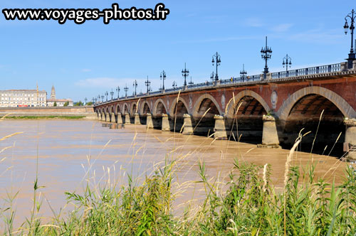 Pont de Pierre 