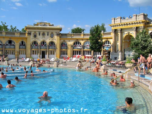 Hongrie - Bain Szchenyi