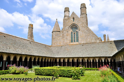 Cloitre abbaye Mont-Saint-Michel