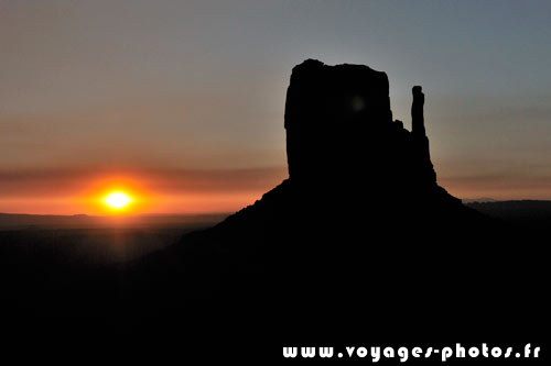 Monument Valley de nuit