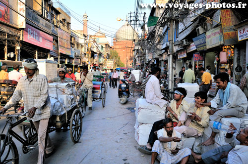 Rue commerante de New Delhi