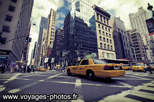 Taxi entre les buildings